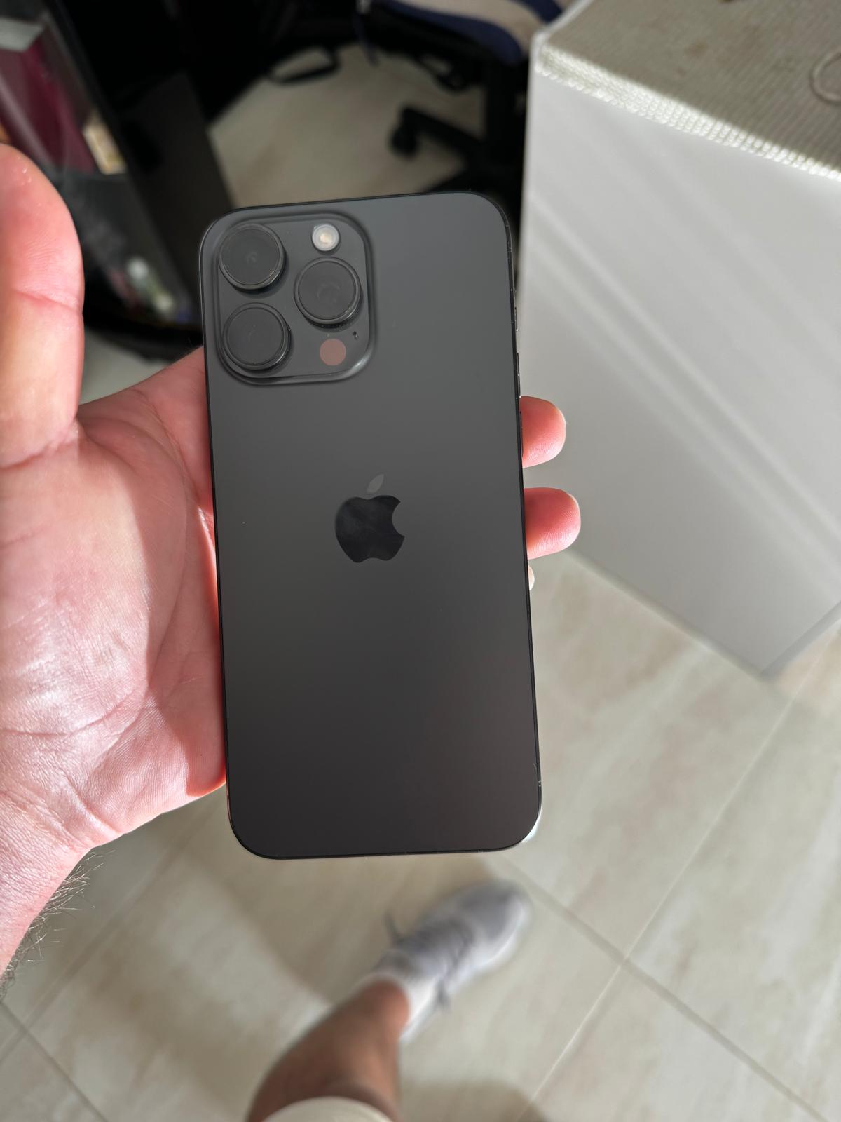 iPhone 15 Pro Max